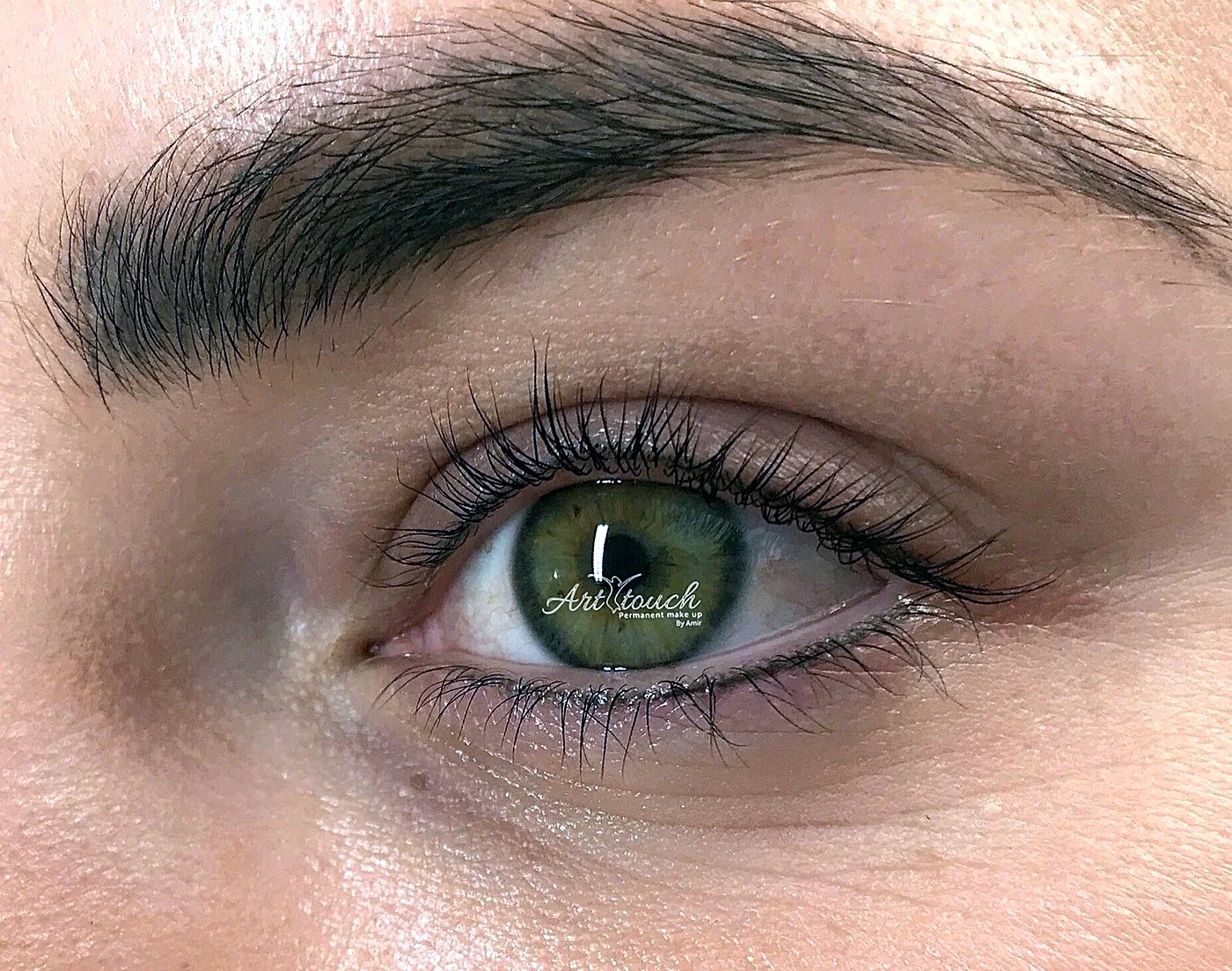 Permanent makeup eyebrows by Art Touch